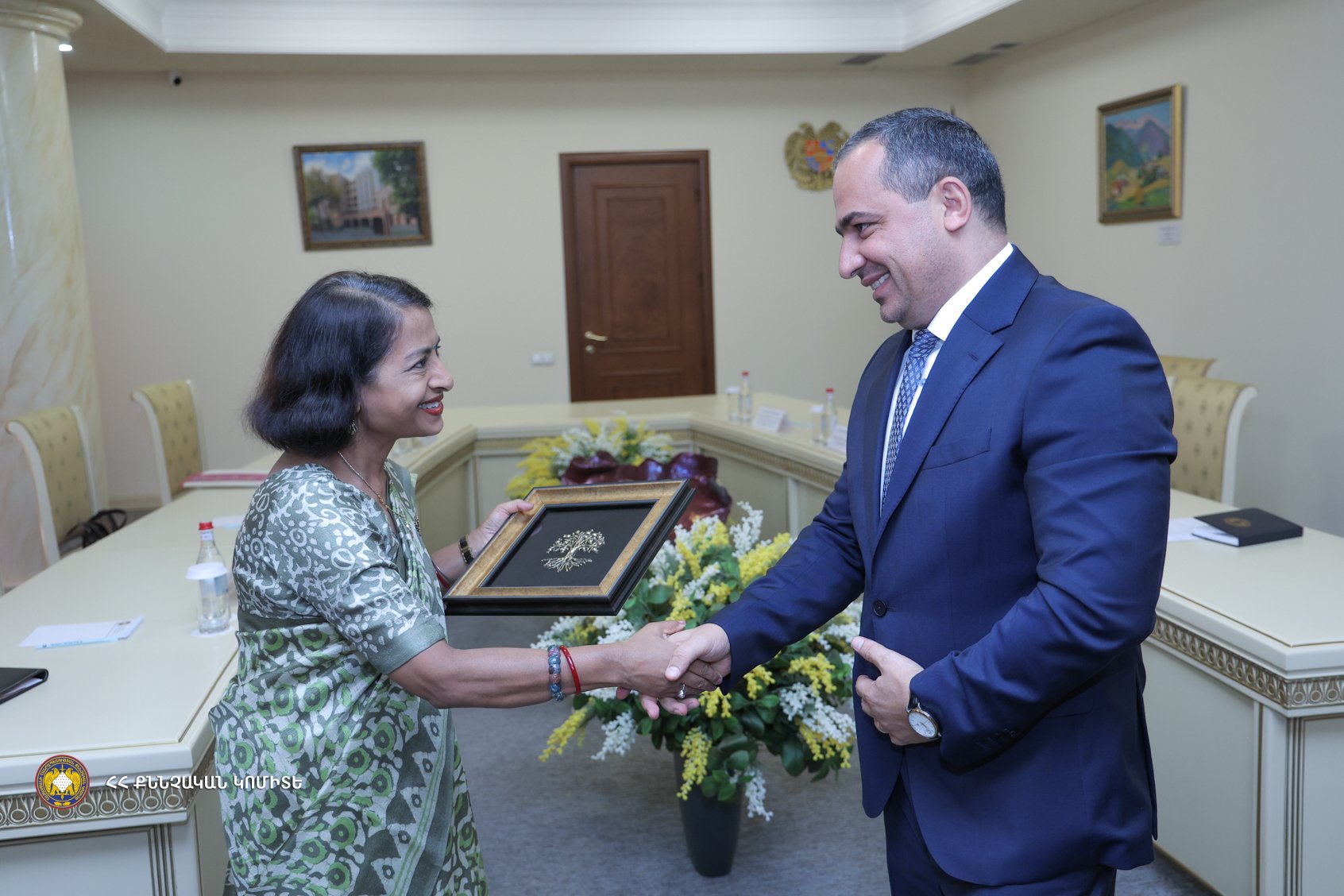 Քննչական կոմիտեի նախագահ Արթուր Պողոսյանն ընդունել է ՀՀ-ում Հնդկաստանի դեսպանին